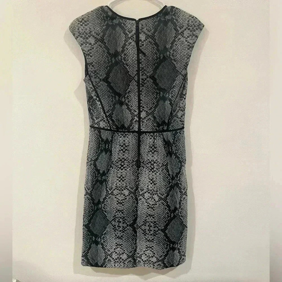 Rebecca Taylor Sheath Snake Pattern Mini Dress Size 4 - Picture 5 of 8